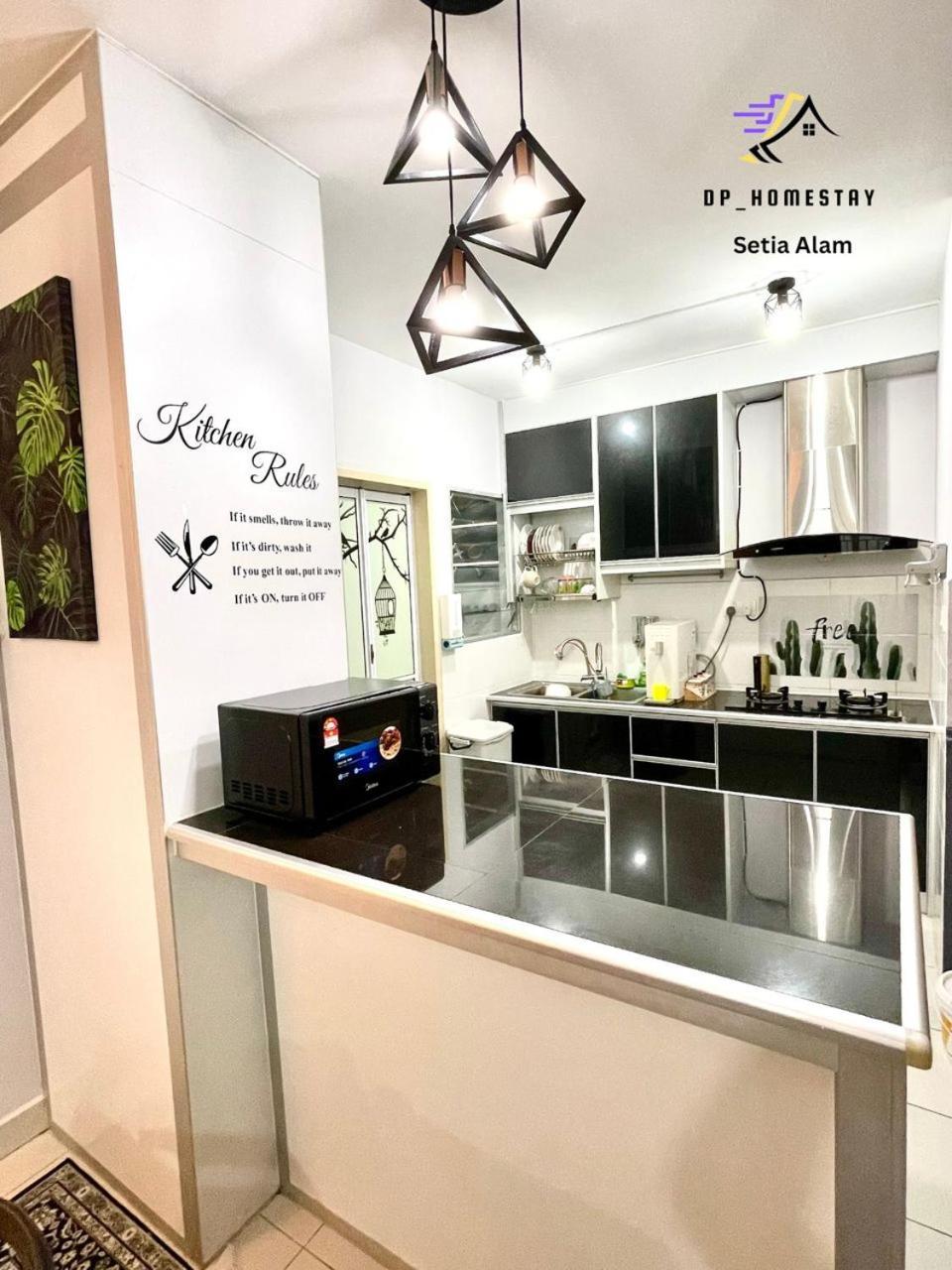 Dp Islamic Homestay Setia Alam Esterno foto